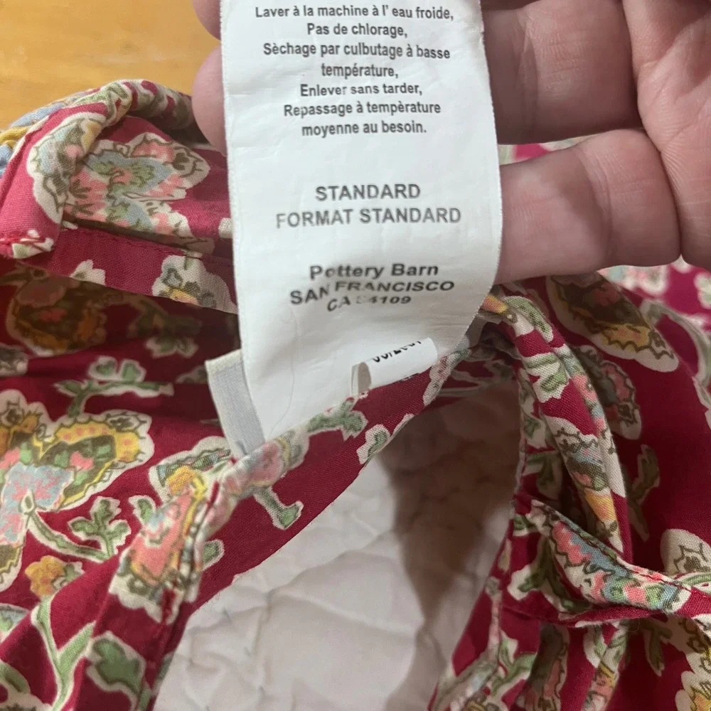 Pottery Barn Standard Quilted Pillow Shams Set of 2 Reversible Burgundy Blue Vtg